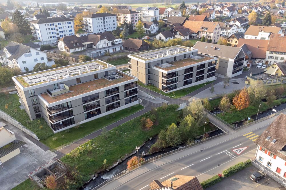Galerie Wohntraum ! - Aussenansicht Überbauung