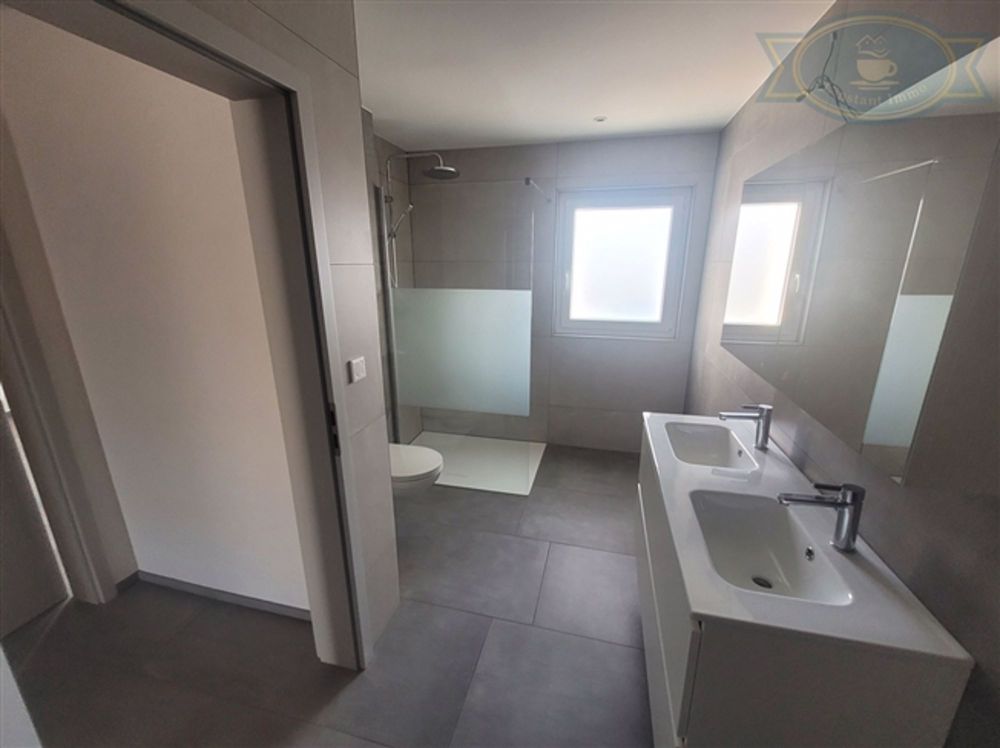 Neue Wohnung im Erdgeschoss einer Eigentumswohnung in Vicques - Bild 8