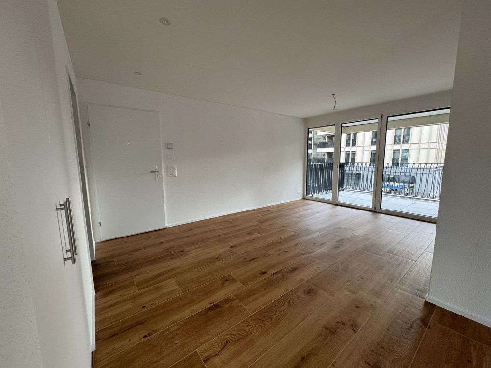 Grosszügige 3.5-Zimmerwohnung im Eigentumsstandard zu vermieten - Bild 5