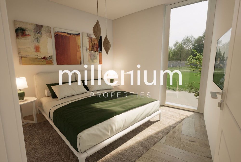 Projet STIERLIN - Villa F - une chambre à coucher moderne avec un lit vert et blanc, une grande fenêtre et une porte coulissante en verre / a modern bedroom with a green and white bed, a large window and a sliding glass door