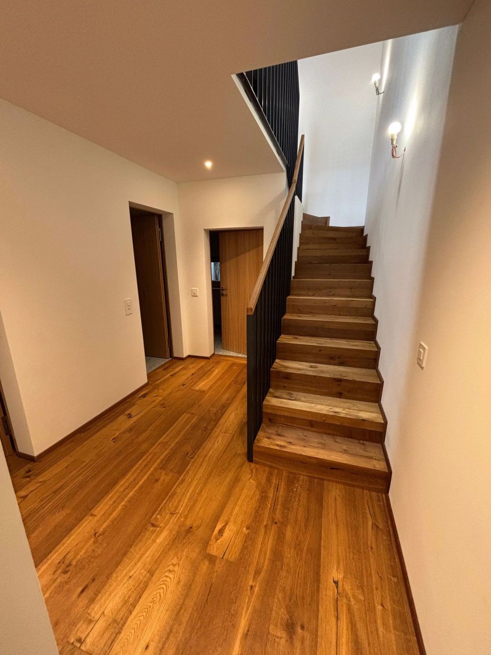 Nigelnagelneue 3.5-Zimmerwohnung - Bild 8