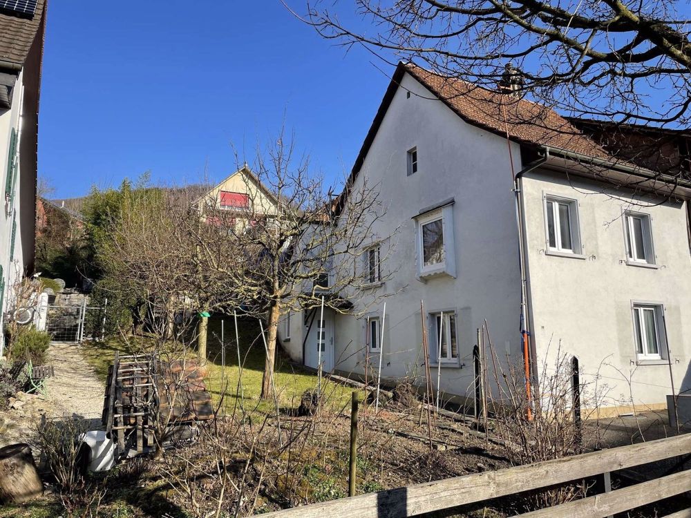 Zentral gelegenes Bauparadies mit vielseitigem Potenzial - Bauland mit Haus-Projekt