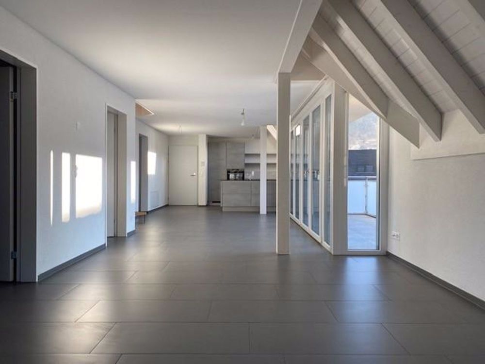 4.0 Zimmerwohnung in Oberdorf BL - Bild 2