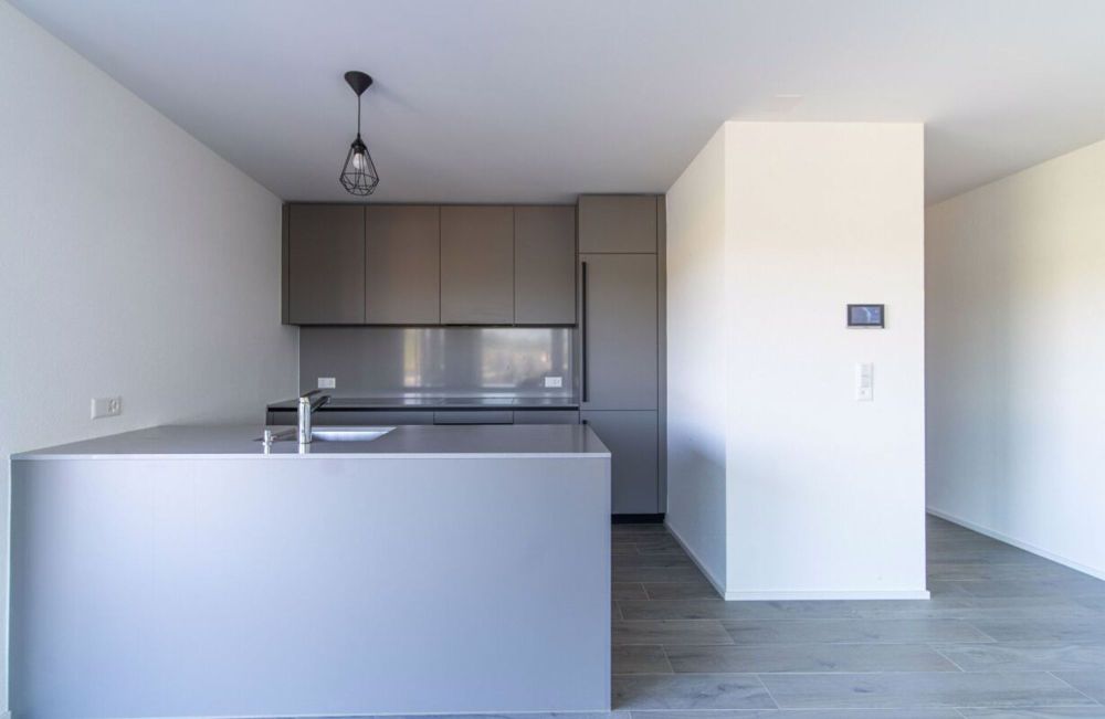 Schönes 3.5-Zimmer-Apartment mit Südwestausrichtung und Blick auf Billens - Bild 3