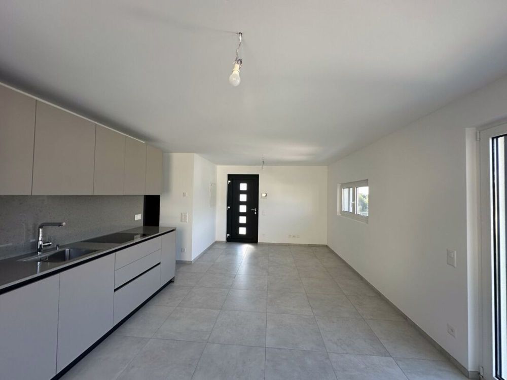 Neue und moderne 3.5-Zimmer-Wohnung, letztes Stockwerk und offene Aussicht Mendrisio Arzo - Bild 5