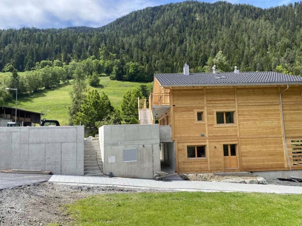 Großzügige Familienwohnung, völlig neu! - Bild 6