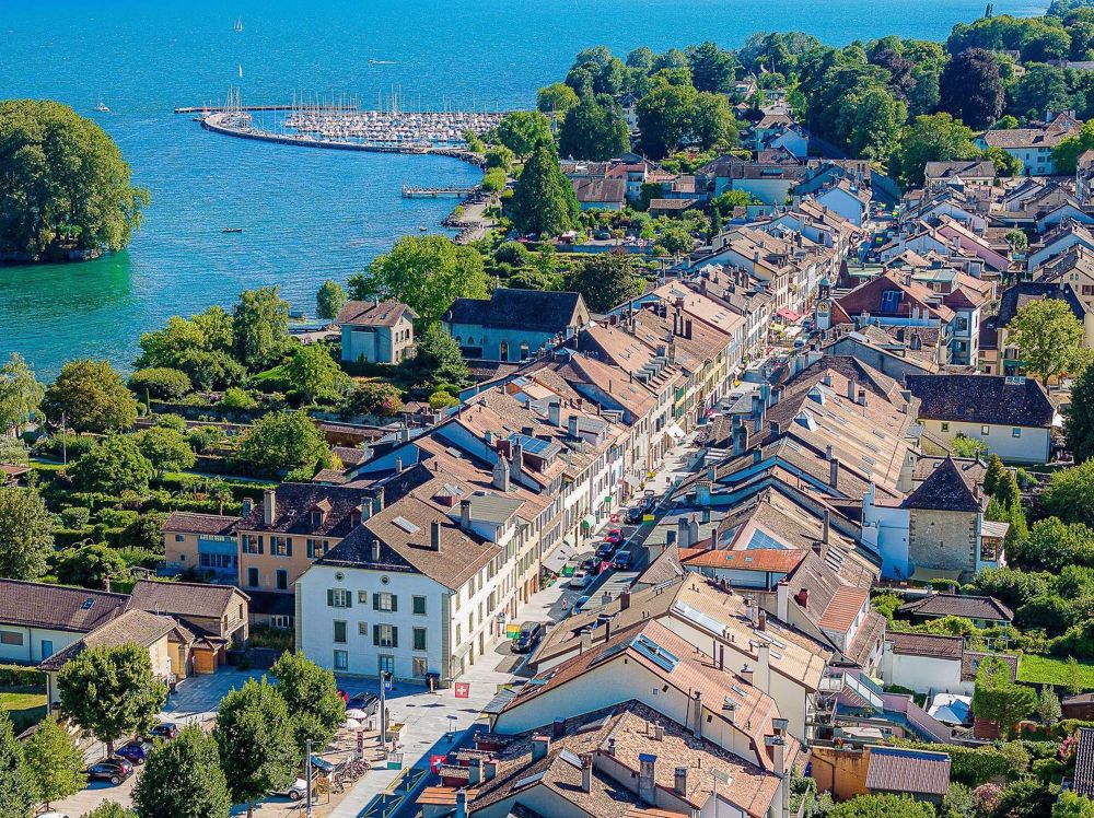 Exceptionnel 5.5 pièces au rez-de-chausée avec terrasse et jardin privatif vue lac - Bild 10