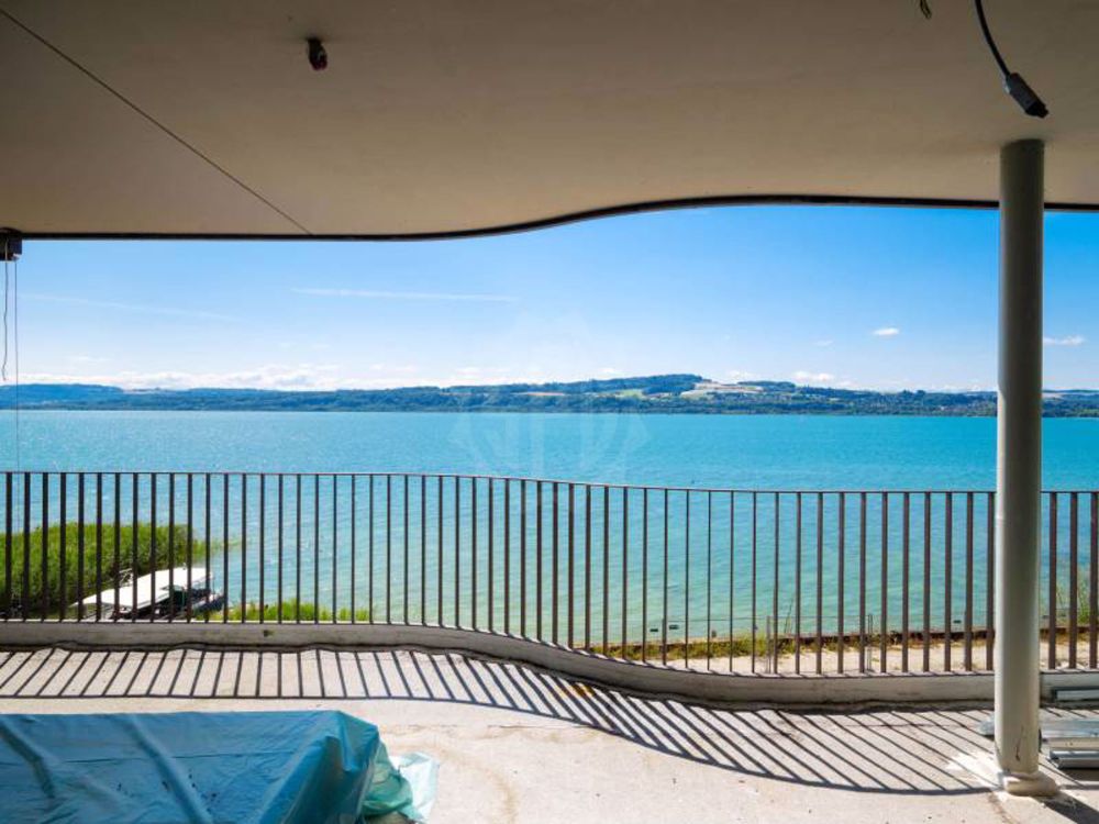 Letztes Stockwerk, mit Blick auf den See! - Bild 4