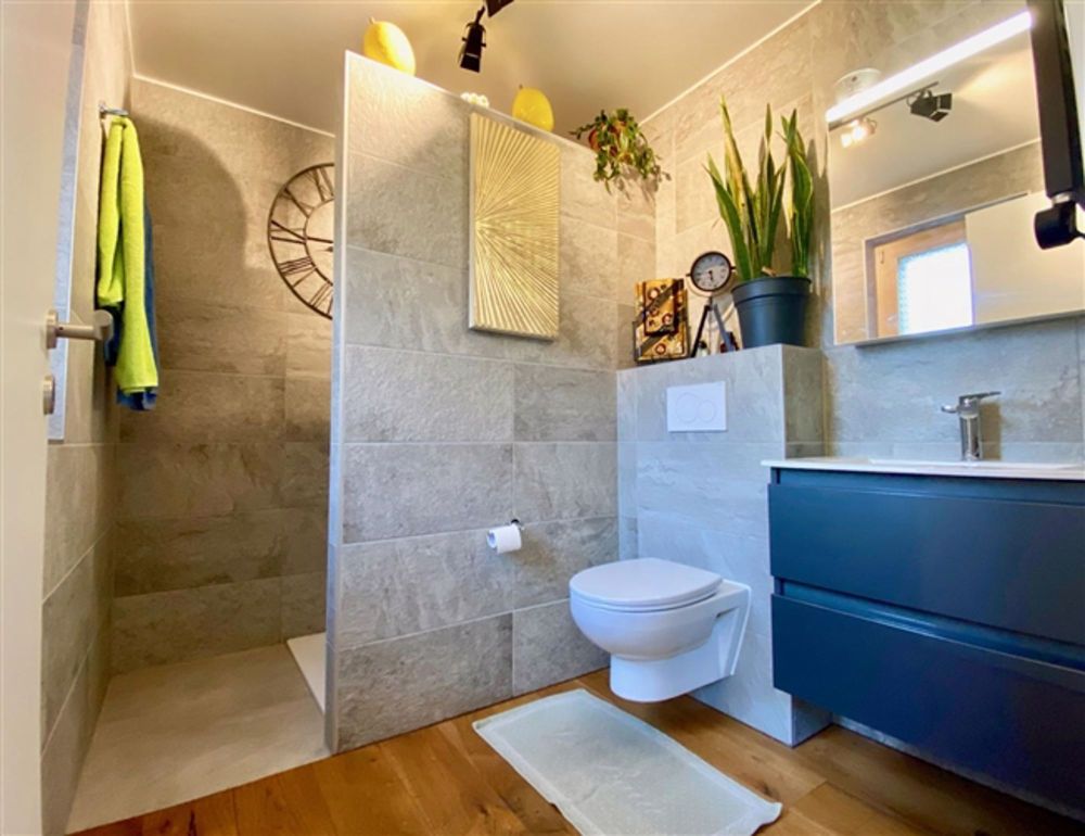 Schöne Wohnung im Erdgeschoss in Morgin 3,5 Zimmer - Bild 12