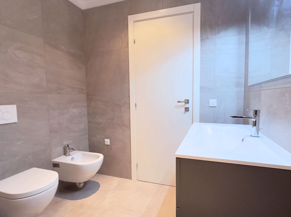 Mendrisio, geräumige und moderne 2.5-Zimmer-Wohnung mit Panoramablick - Bild 13