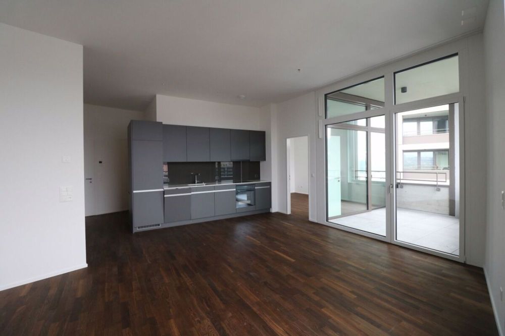 Schöne 2.5-Zimmerwohnung mit Panoramablick - Bild 4