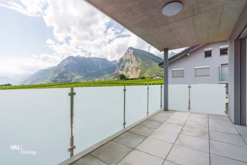 4.5 Zimmer moderne und helle Wohnung mit Balkon, ideal für den ersten Kauf - Bild 4