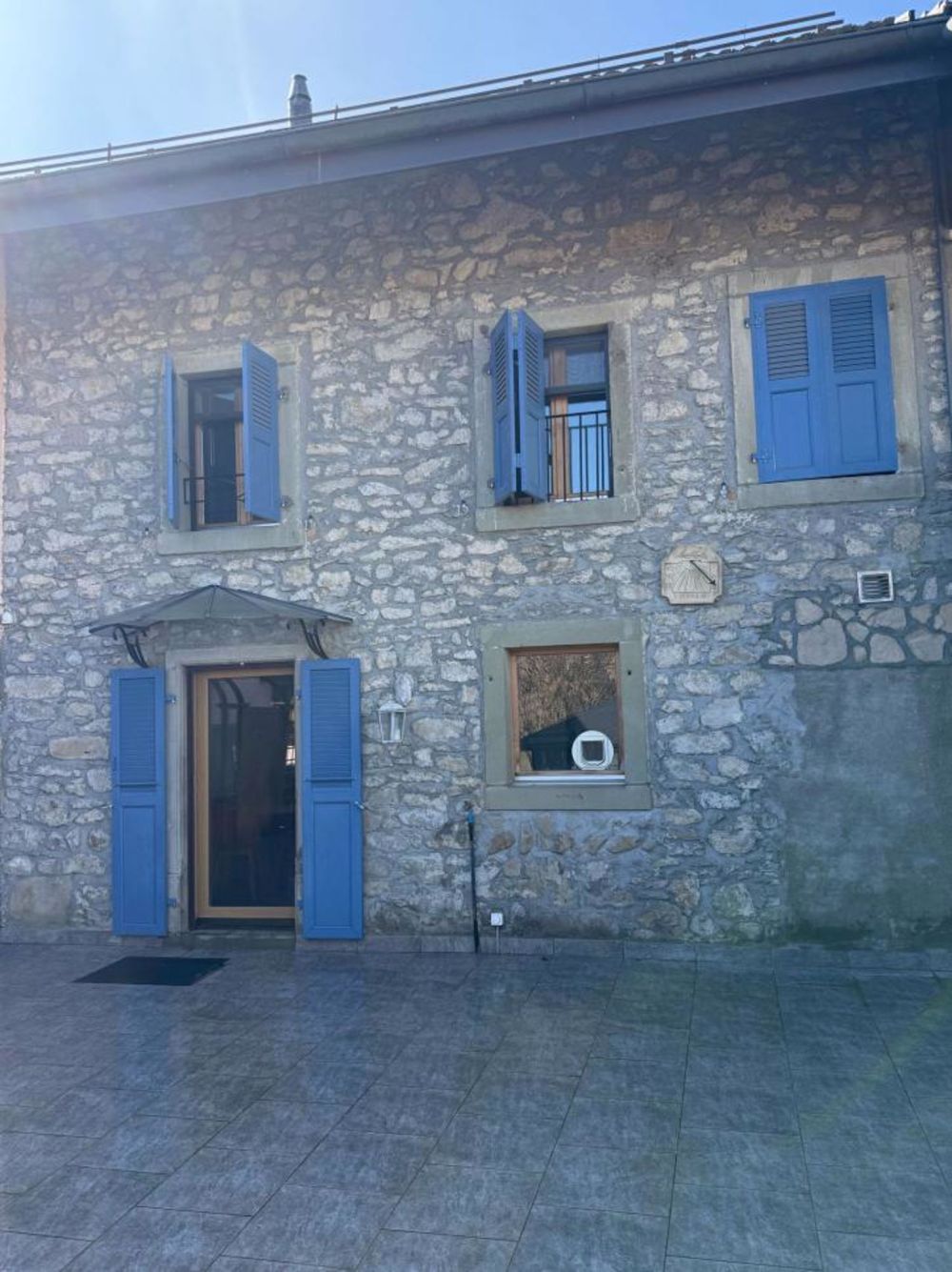 Une beauté à vendre maison au charme rare, pleine d'âme, d'authenticité et de modernité. - Bild 1