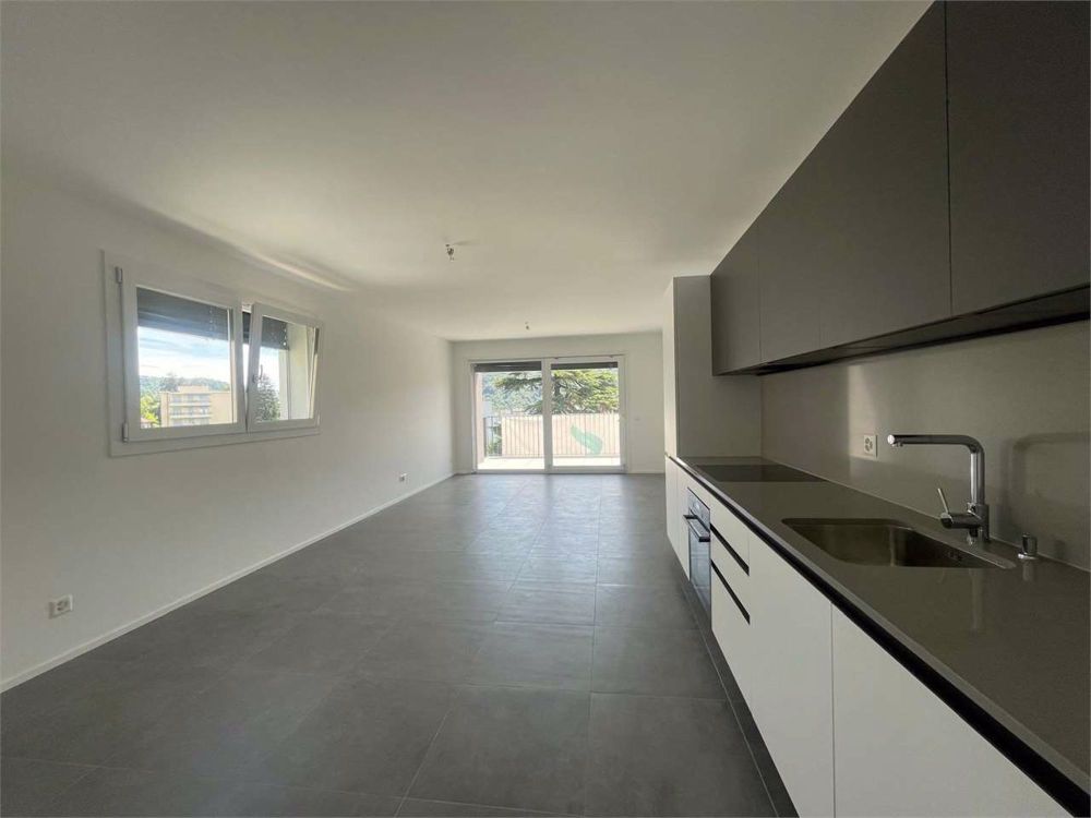 Neue 3.5 Zimmer in einer prestigeträchtigen Residenz - Bild 2