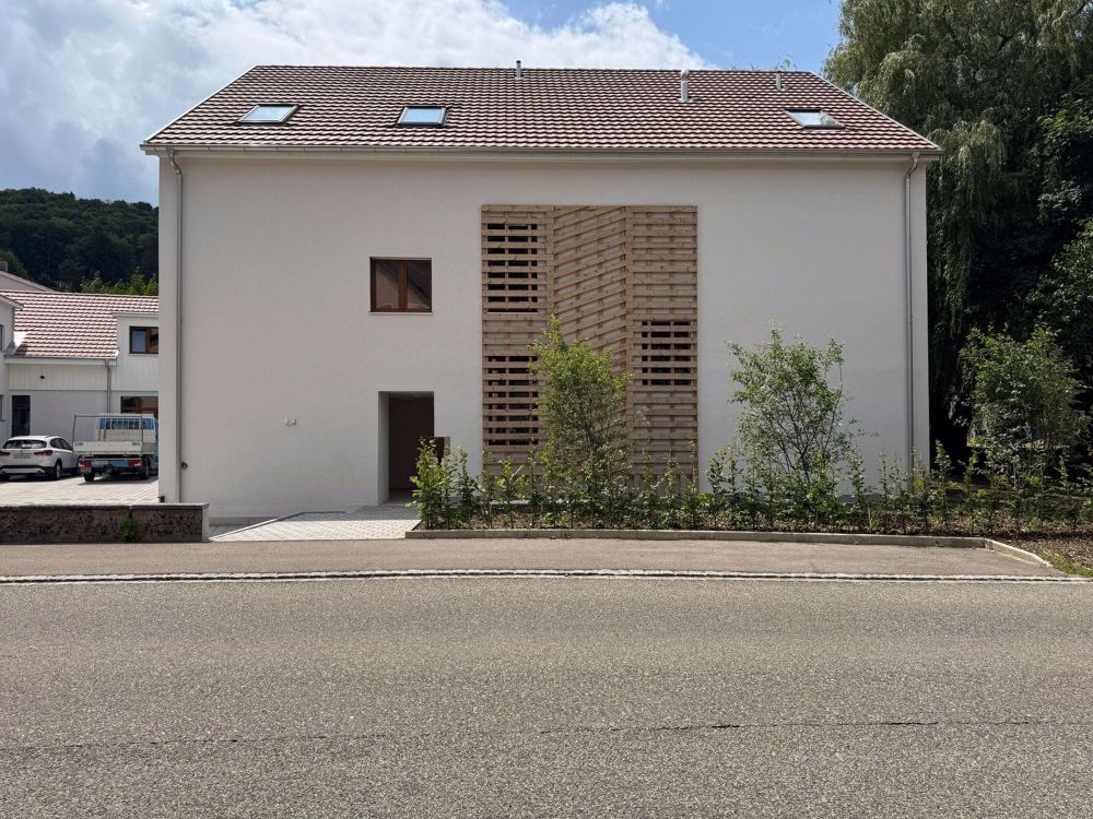 Stilvolles Wohnen trifft Komfort in naturnaher Umgebung - Bild 2