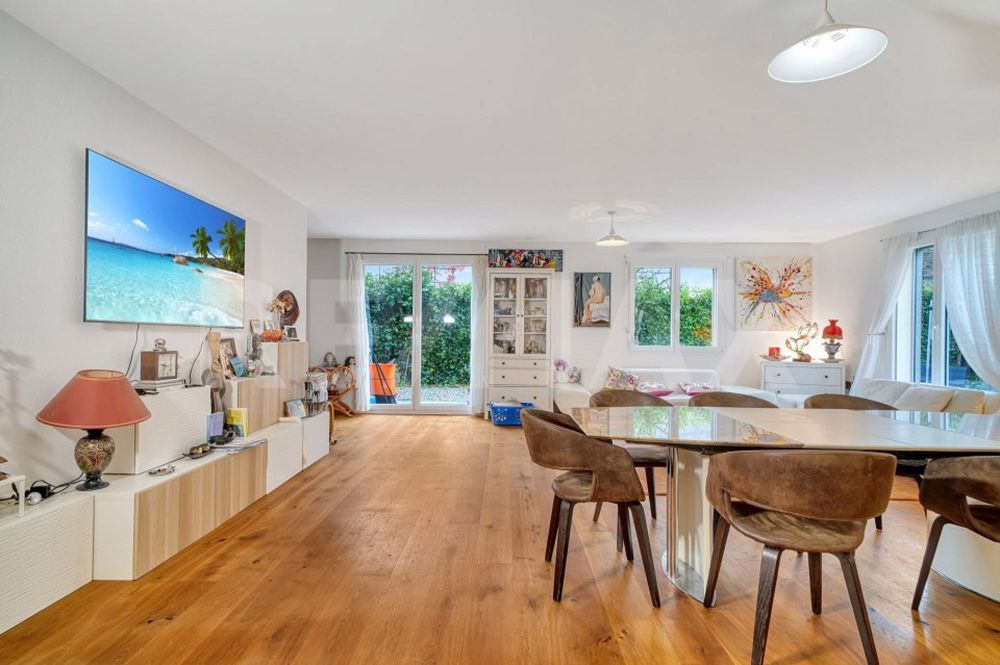 Charmant duplex 5.5 pièces de 178 m² avec jardin, à 10 minutes de Lausanne - Bild 2