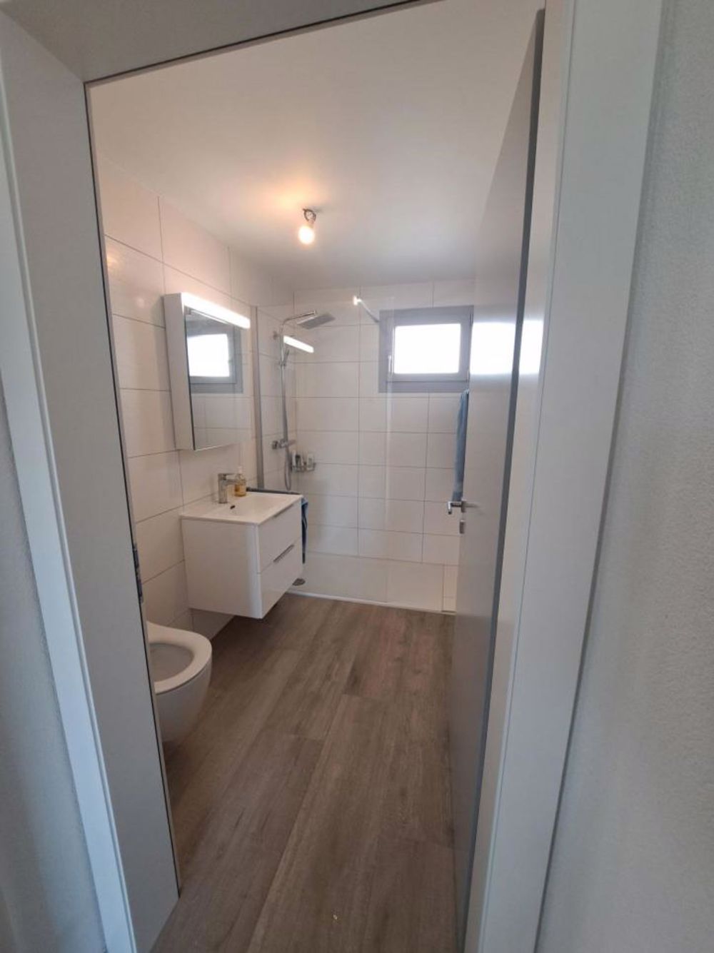 Cheyres appartement de 3 1/2 pces avec vue sur le lac - Bild 9