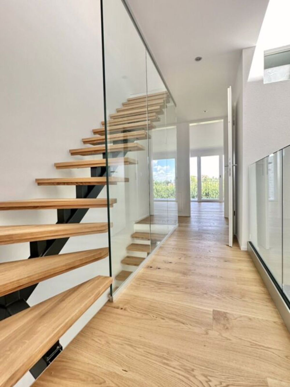 TRAUMHAFTES & MODERNES LOFTHAUS - Bild 12