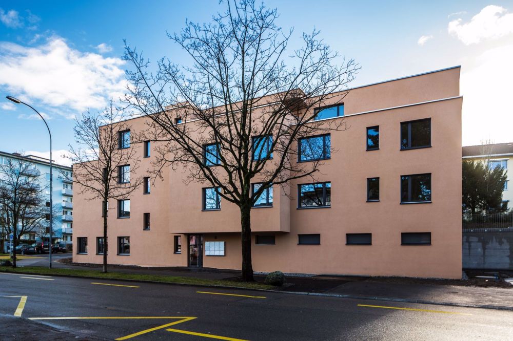 Zentral gelegene 3.5-Zimmerwohnung direkt am Bahnhof Glanzenberg - Bild 1