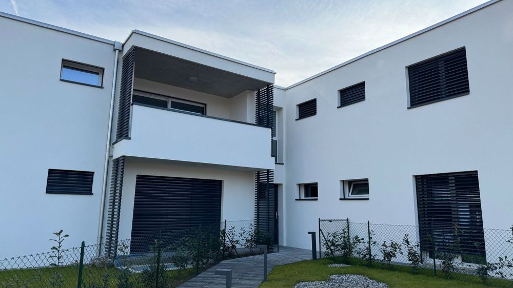 Elegantes 3.5-Zimmer-Apartment mit Terrasse in neuer Residenz - Bild 4