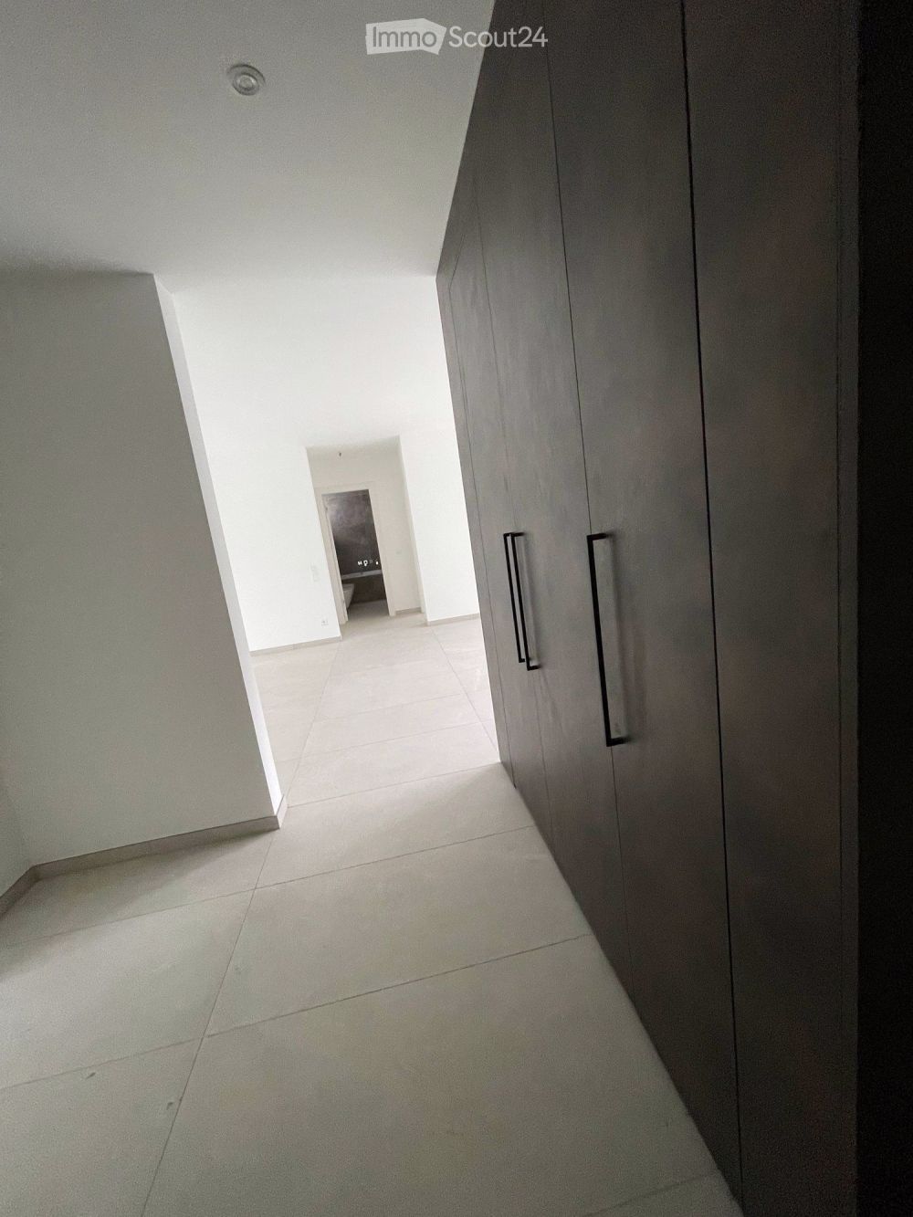 Verkaufen modernes 4.5-Zimmer-Apartment mit Panoramablick in Avegno - Bild 1