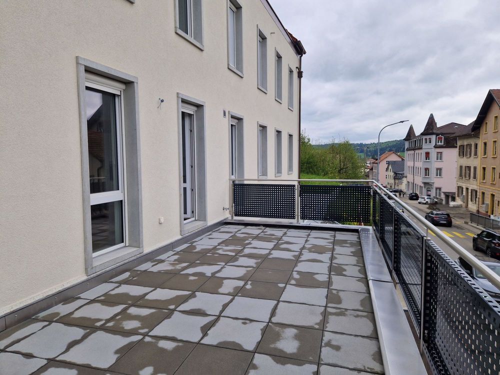 Charmanter Apartment mit 2,5 Zimmern in Tramelan - Bild 3