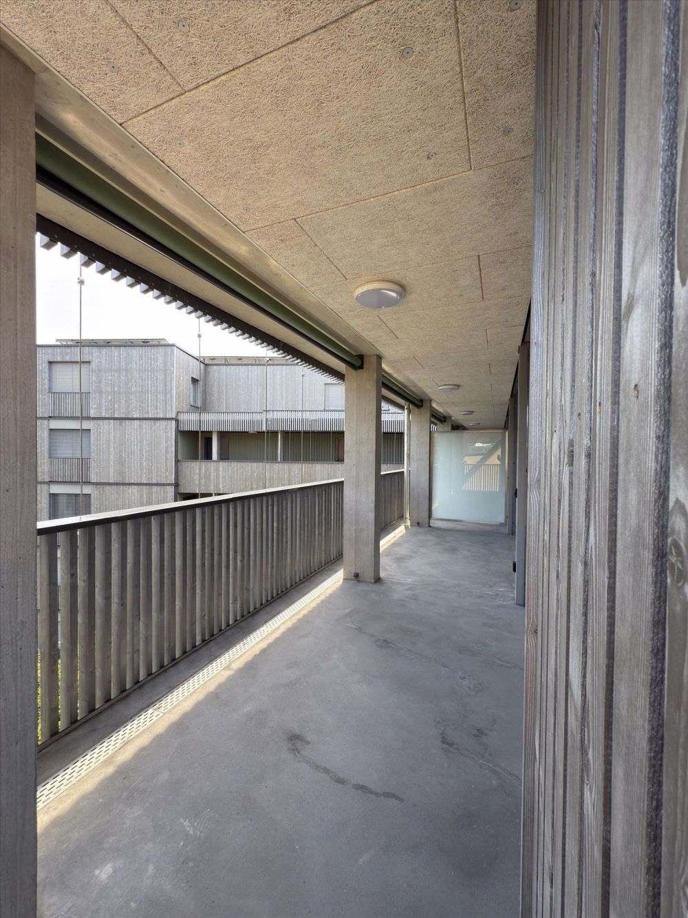 Modernes wohnen am Bucheggplatz! - Balkon/Terrasse/Sitzplatz