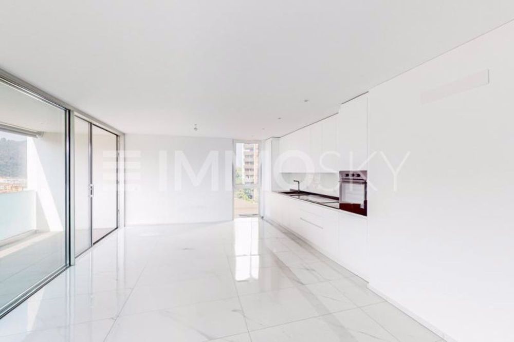 Attico con vista luminoso e confortevole in palazzina nuova - Bild 1