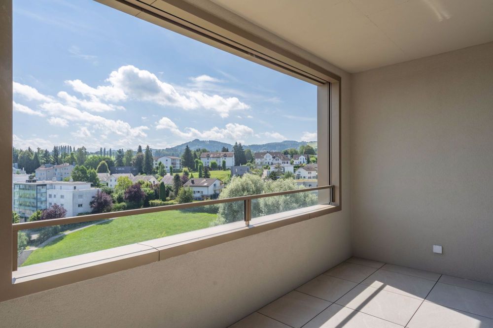 Moderne 2-Zimmer-Wohnung mit Balkon in Uzwil - Bild 3