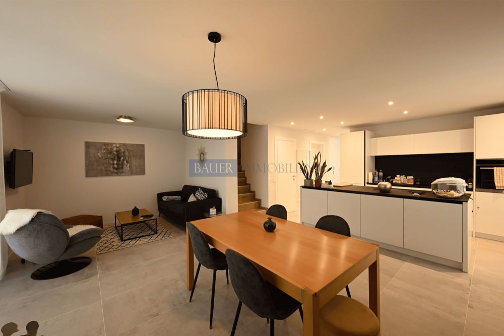 *Neubau 5.5-Zimmer-Doppeleinfamilienhaus* - Bild 1
