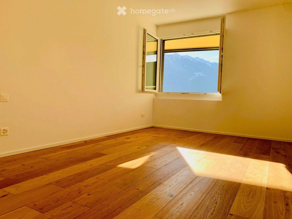 Prächtige Terrasse! Neubau, Seeblick und Parkplätze - Bild 10