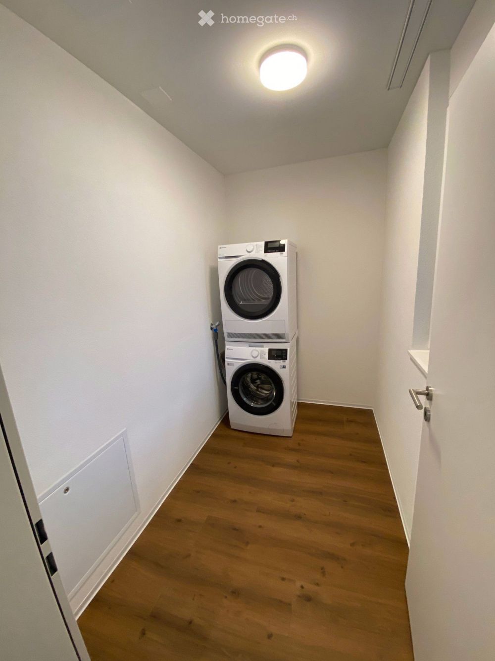 Hochwertige 2.5 Neubauzimmerwohnung wartet auf Sie! - Bild 5