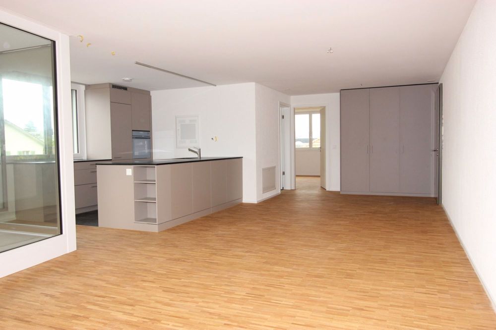 *Erstvermietung* von exklusiver 2.5-Zimmer-Wohnung in Nähe des Thunersees! - Bild 3