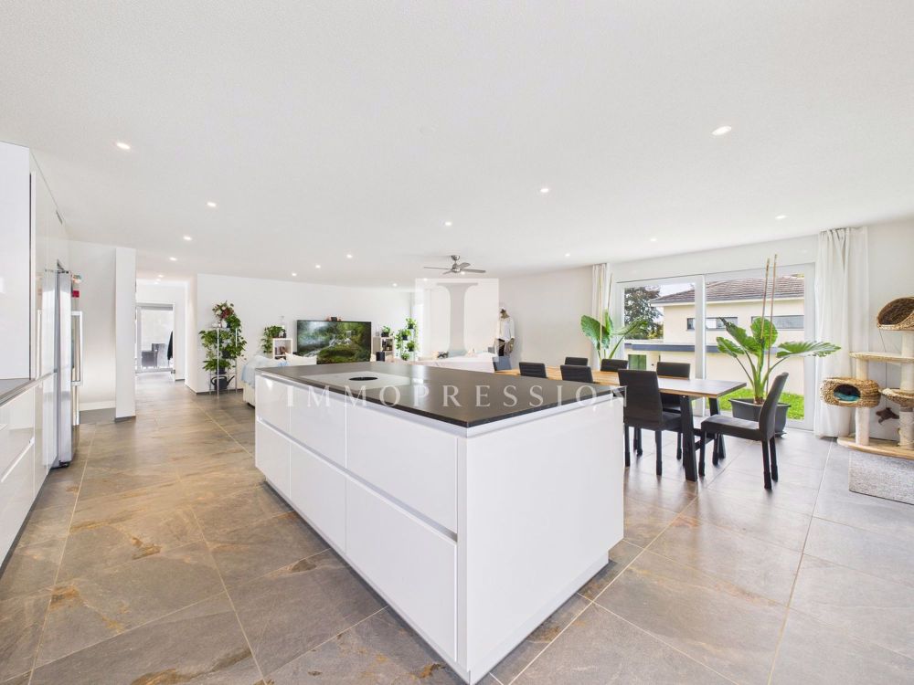 Design trifft Aussicht: Sonnenverwöhntes Wohnen auf höchstem Niveau! - Bild 4