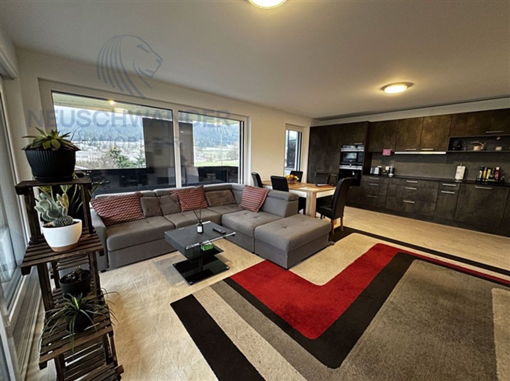 Mit herrlicher Aussicht und in der Nähe von Annehmlichkeiten - Bild 8