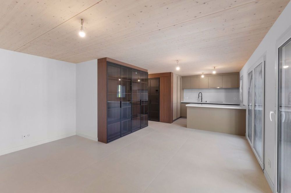 Eleganz von einst und moderner Komfort für diese 3,5 Zimmer in einem denkmalgeschützten Gebäude - Bild 3