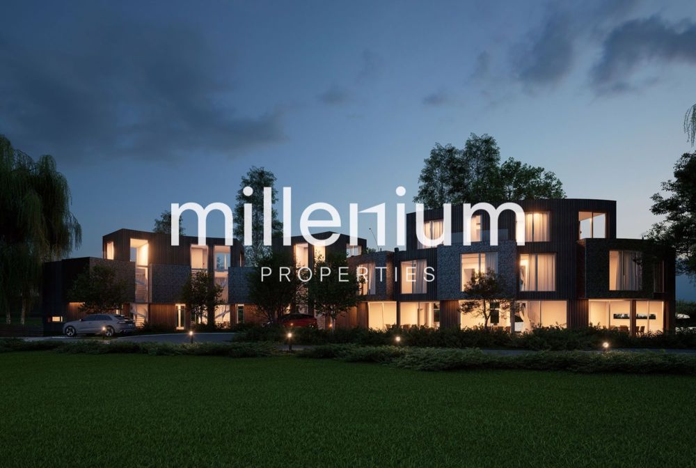 Projet STIERLIN - Villa F - photo d'une maison moderne la nuit avec les lumières allumées / photo of modern home at night with the lights on