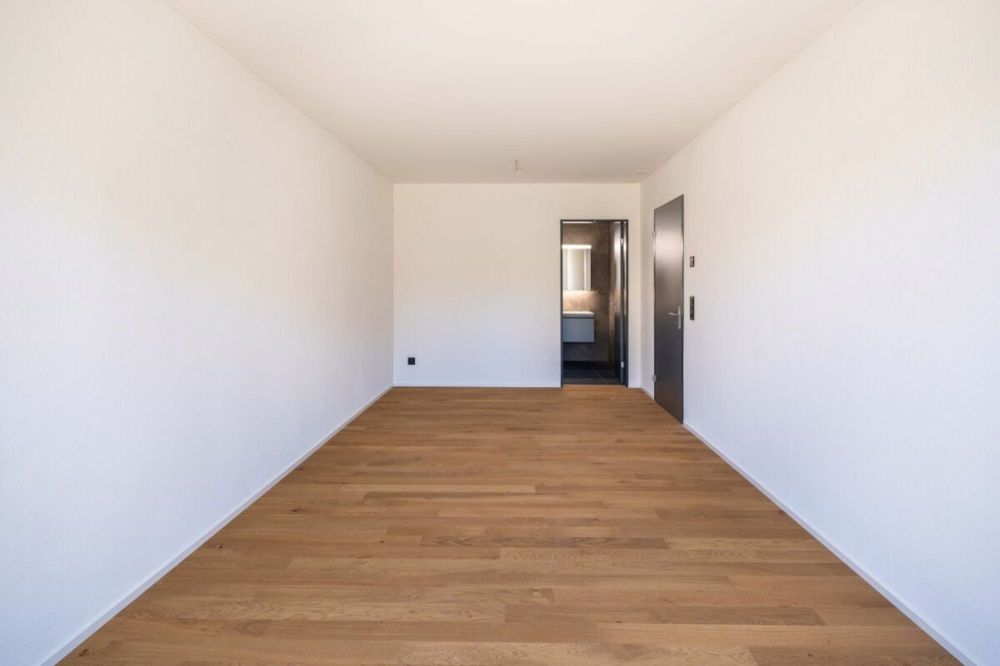 Neue 4.5 Zimmer Parterrewohnung mit grossem Garten - Bild 7