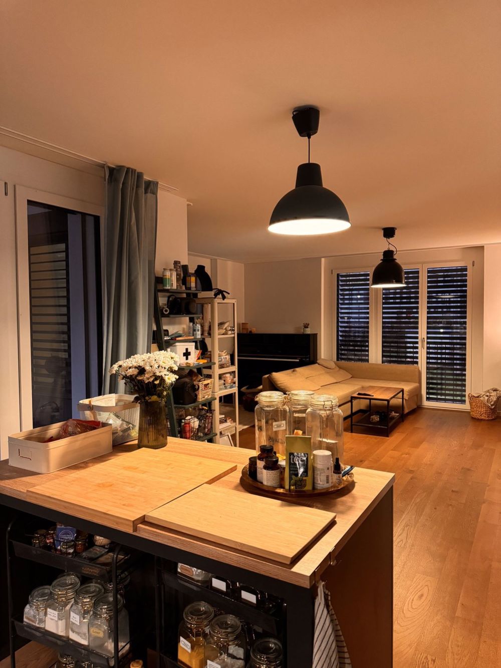 3,5-Zimmer-Wohnung zentral in Regensdorf - Bild 1