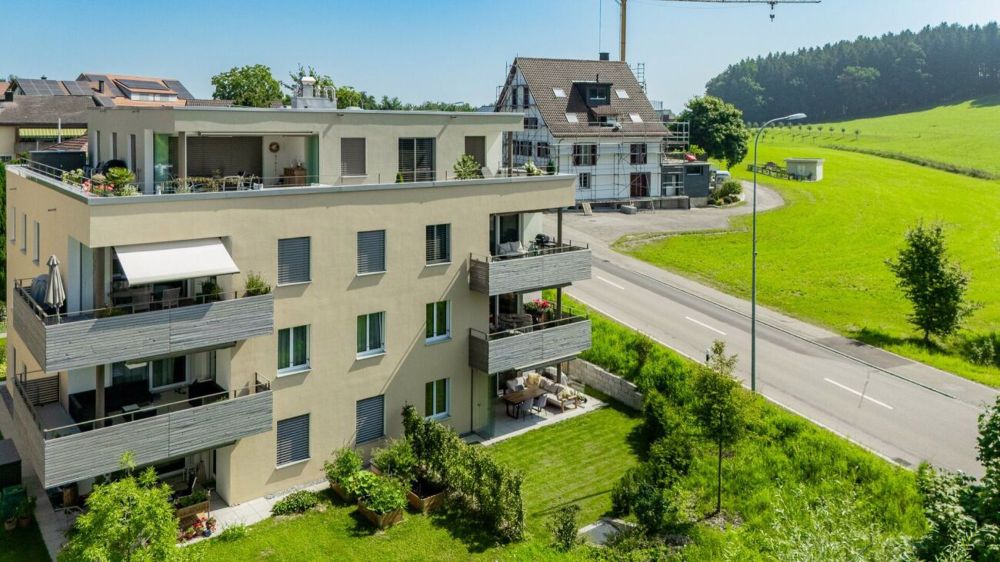 Moderne 3.5-Zimmer-Gartenwohnung - Bild 1