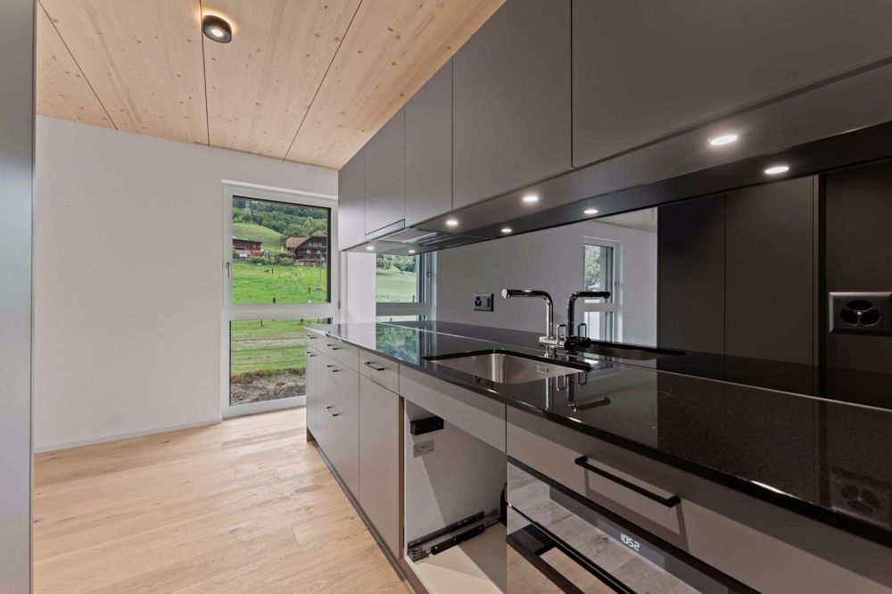 Wohlig, warm und geborgen im Holzbau! - Bild 1