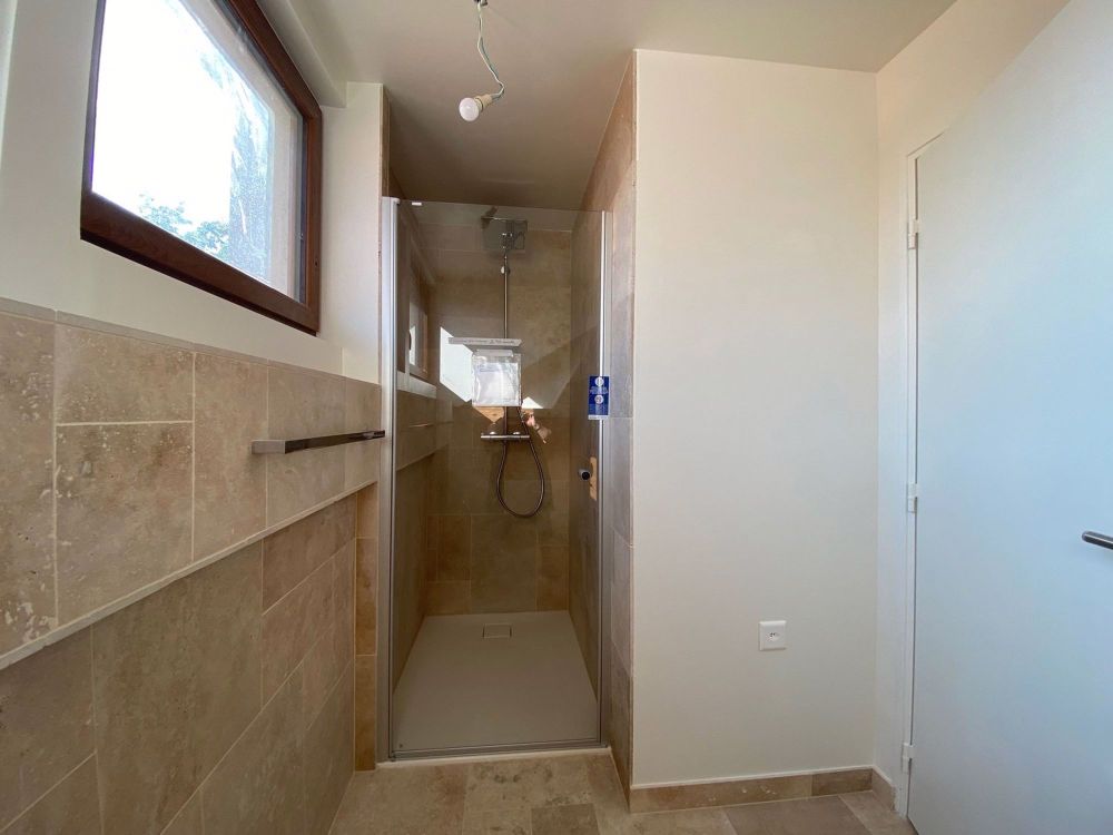 Prächtige 3.5-Zimmer-Neuwohnung mit großem Balkon-Terrasse und atemberaubendem Blick auf den See - Bild 12