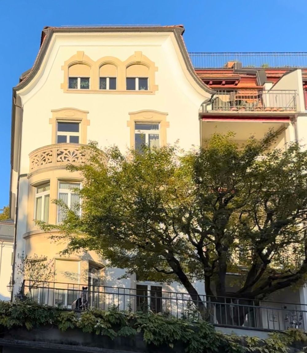 Erstvermietung einer traumhaften 5-Zimmer-Altbauwohnung nach kompletter Renovation - Bild 1