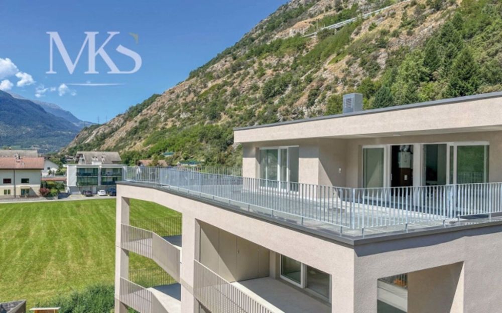 Wohnen mit Weitblick - grosszügige und gemütliche 4.5-Zimmer-Attikawohnung in Brigerbad - Bild 2