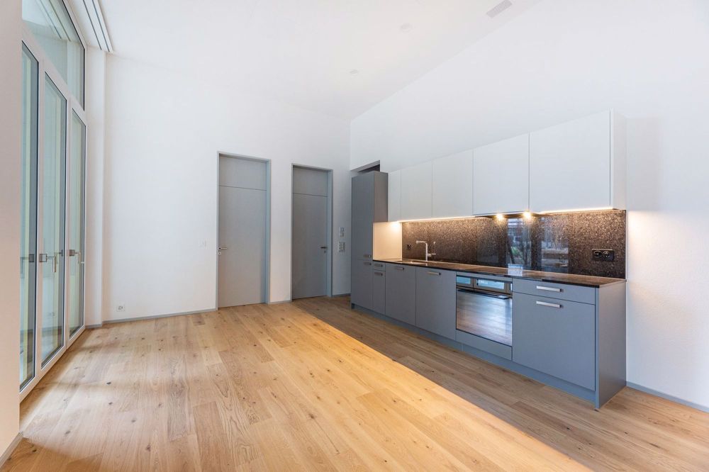 Neubau-Maisonettewohnung mit imposanter Raumhöhe! - Bild 1