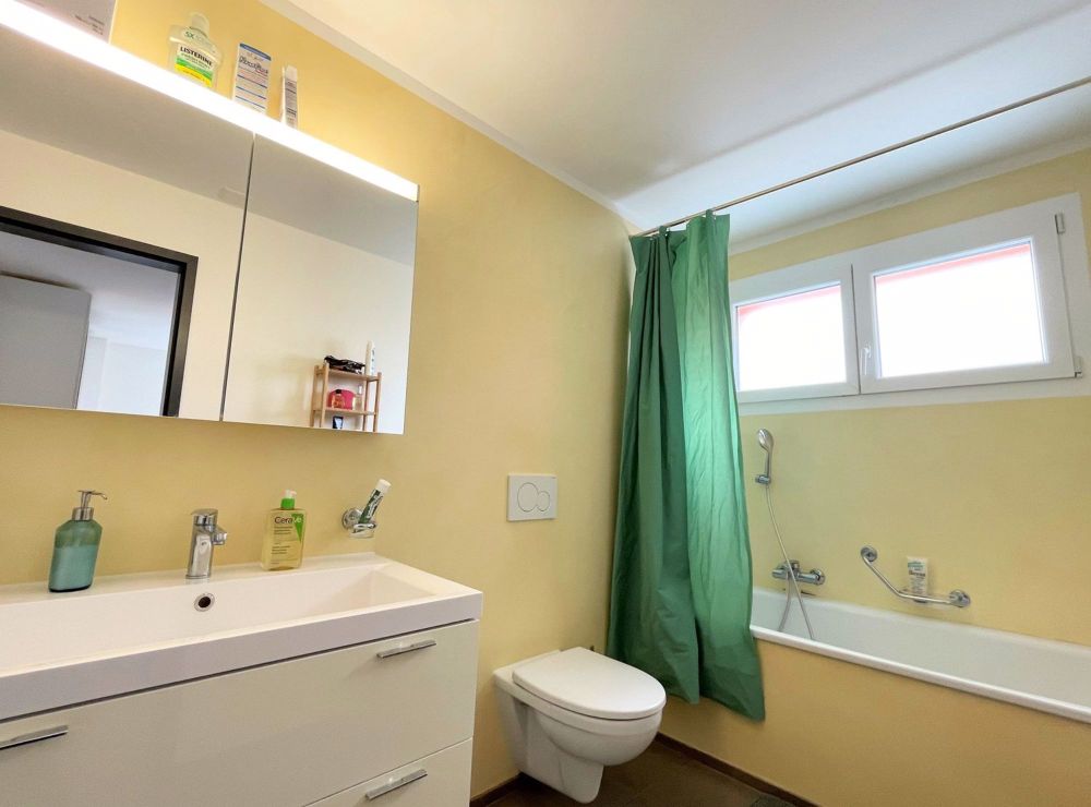 Elegante appartamento con terrazza in zona comoda e strategica - Bild 9