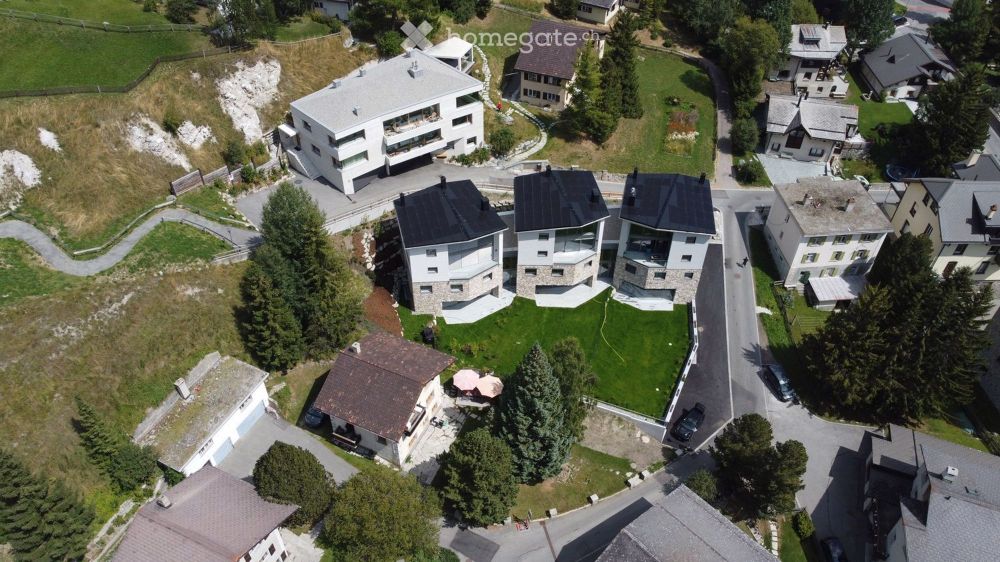 Exklusives 8-Zimmer-Einfamilienhaus mitten in Samedan mit traumhaftem Bergblick - Bild 4
