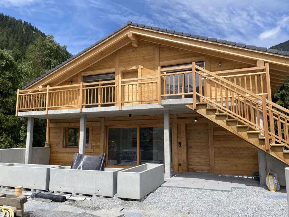 Großzügige Familienwohnung, völlig neu! - Bild 4