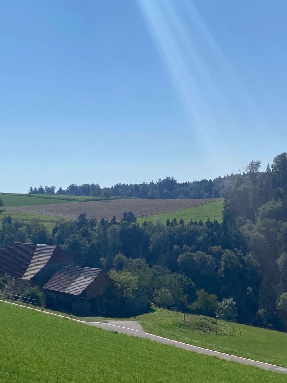 Exklusives Einfamilienhaus in Hanglage mit Weitblick und optionaler Einlegerwohnung - Bild 1