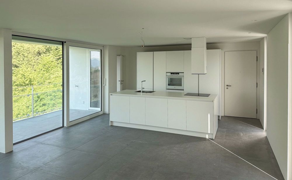 Modernes 3.5-Zimmer-Wohnung in Dino, umgeben von Grün - Bild 1